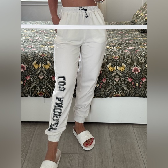Zara white Los Angeles Jogger - Picture 5 of 5